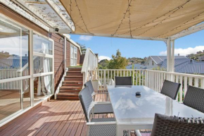 Glen Hidden Gem with BBQ and Deck